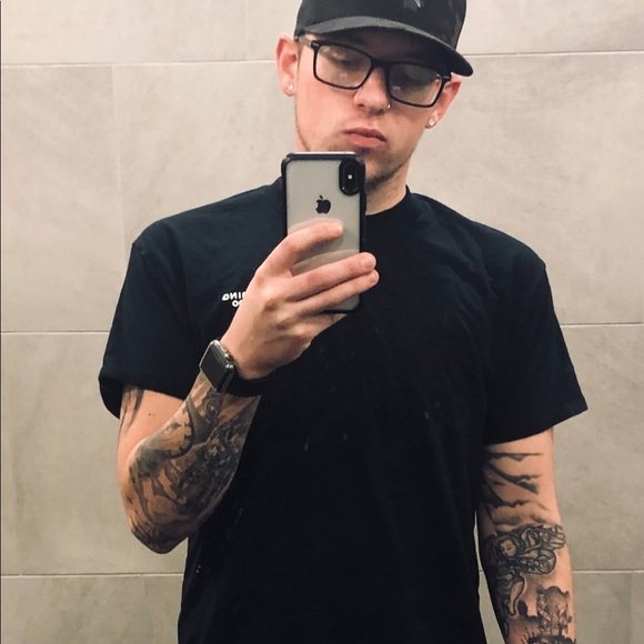 Meet your Posher, Jon - Picture 1 of 1